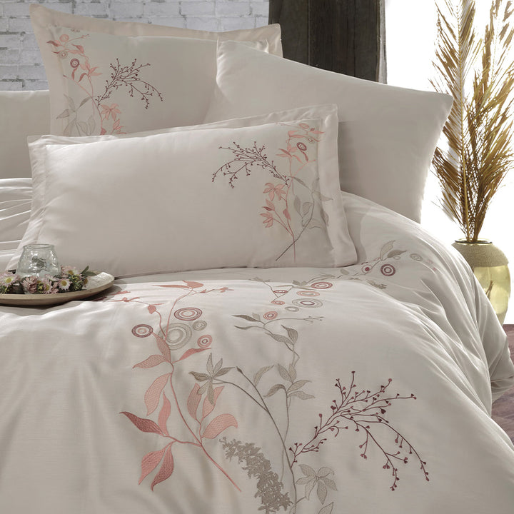 Beautifully Stitched Cotton Bed Linen Set in Champagne Color – High-Quality Craftsmanship and Durability