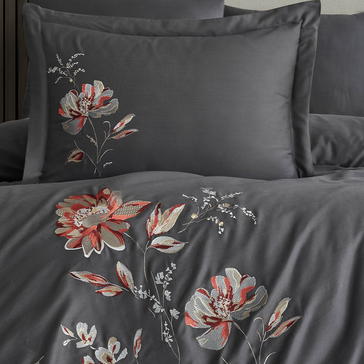 Beautifully Stitched Cotton Bed Linen Set in Anthracite Color – High-Quality Craftsmanship and Durability